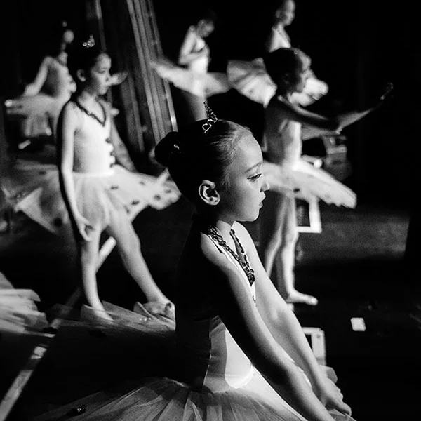 dance24_17_6x6